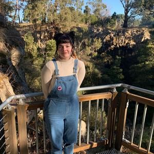 Meet your Posher, Laura